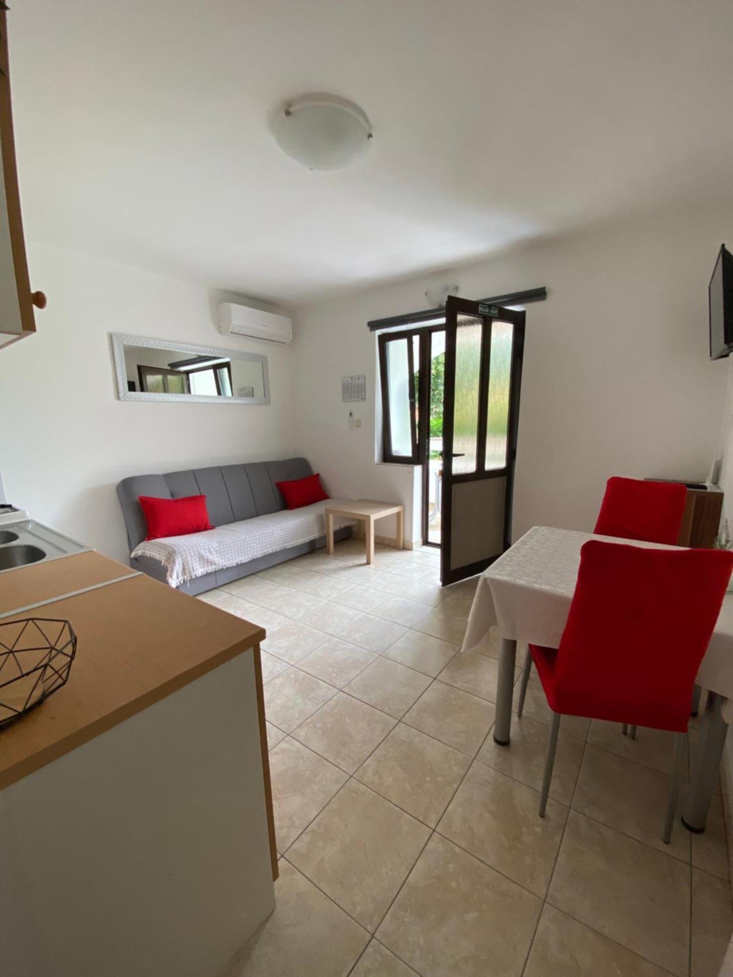 Apartments Anna III Baška Екстериор снимка